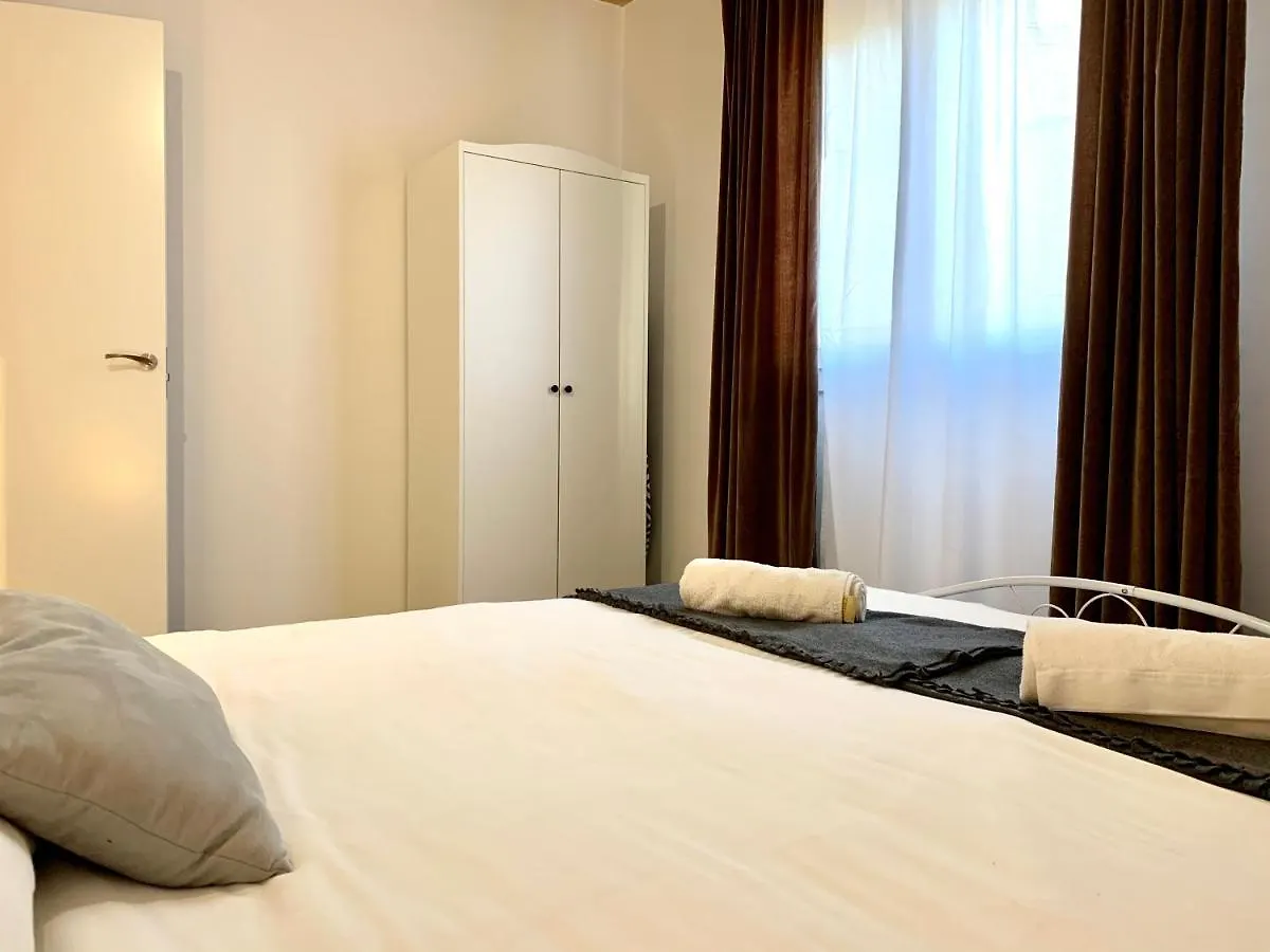 Vila Badalona Apartment